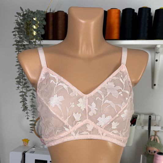 Le soutien-gorge emboîtant : patron + guide
