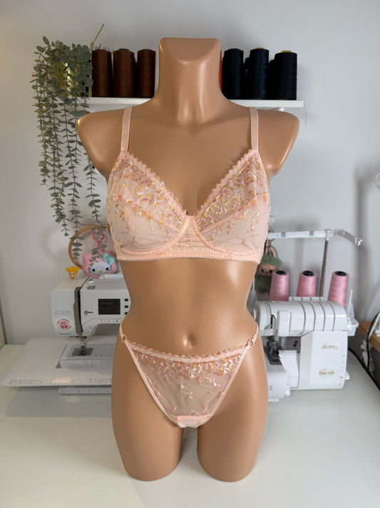Box lingerie : pêche