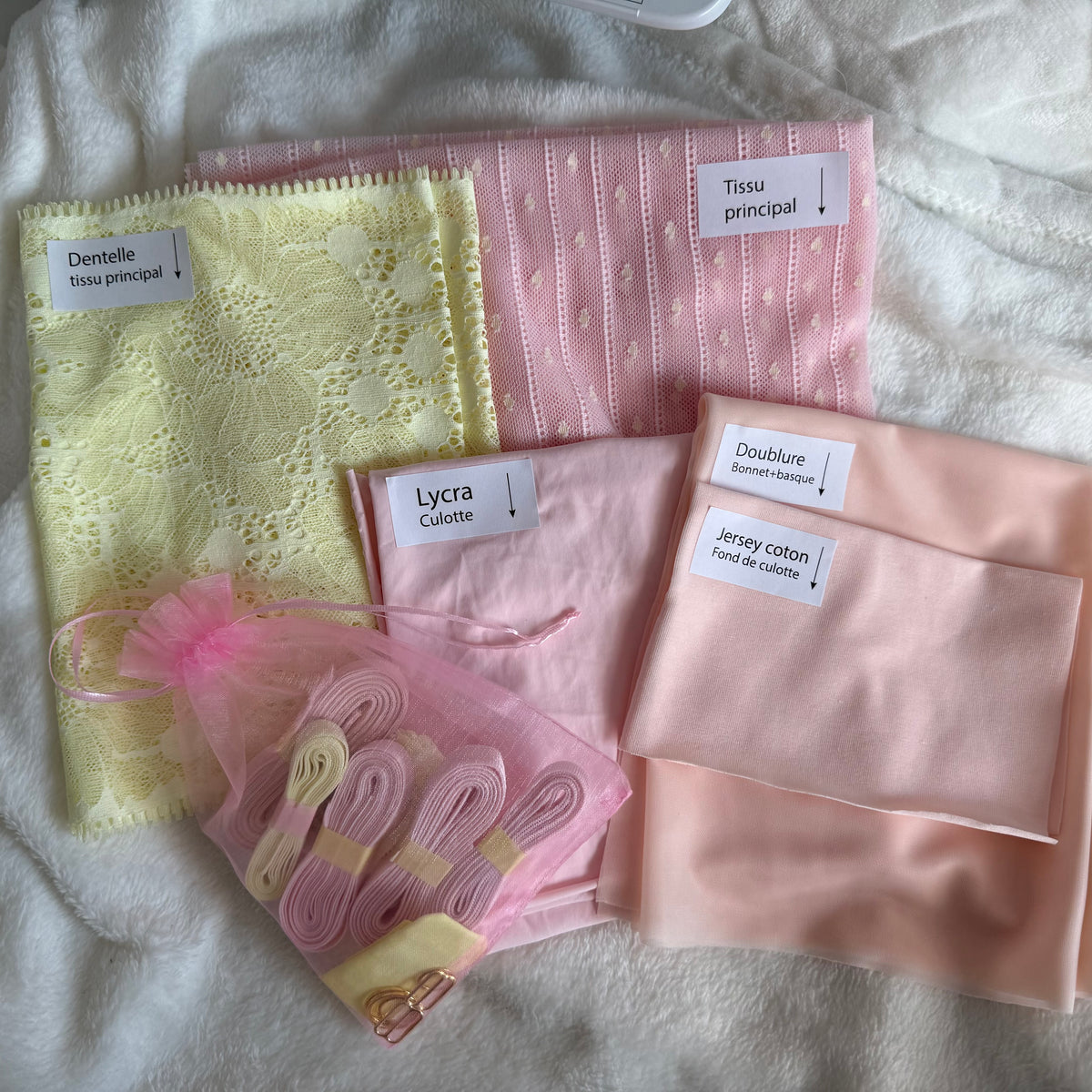 Box lingerie : Rose-Jaune